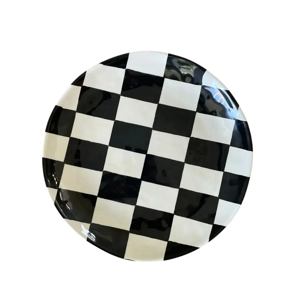 Unbranded black white